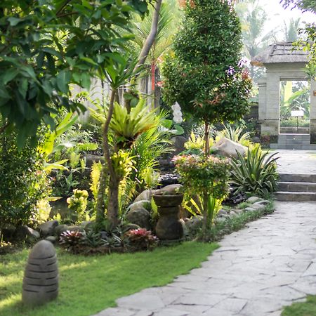 Radha Phala Resort & Spa Ubud  Luaran gambar
